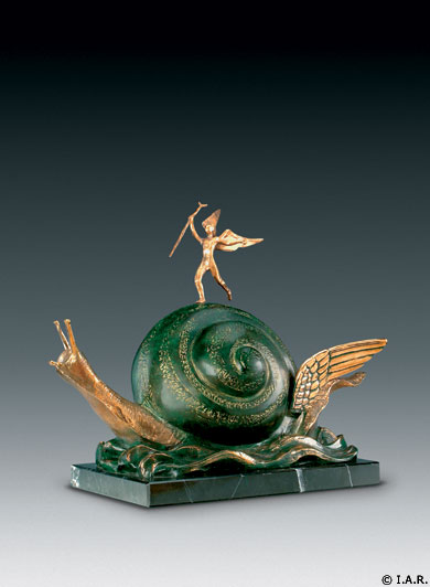 L'escargot et l'ange bronze dali sculpture